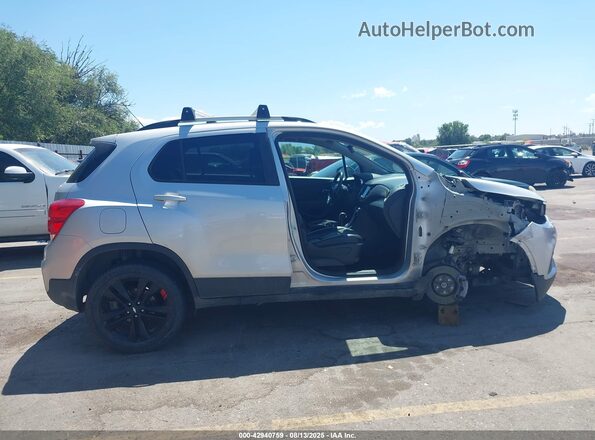 KL7CJPSB2MB357527 2021 CHEVROLET TRAX Silver Панорамний вид салону 360°