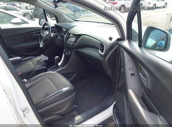 KL7CJPSB9JB660543 2018 CHEVROLET TRAX White 