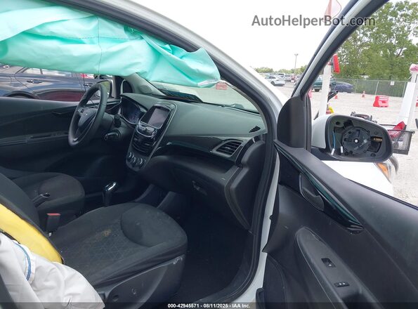 KL8CD6SA0MC217460 2021 CHEVROLET SPARK Белый Вид салона спереди