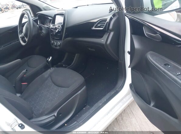 KL8CD6SA3LC447847 2020 CHEVROLET SPARK White Front interior view