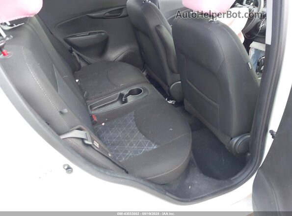 KL8CD6SA9MC722073 2021 CHEVROLET SPARK White Вид наклейки з VIN-кодом