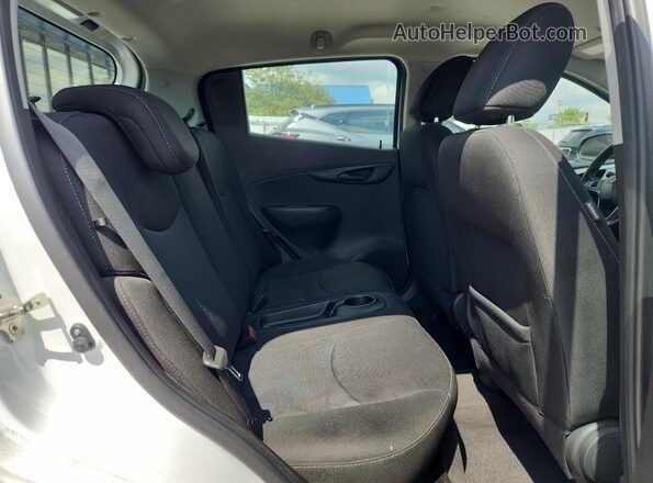 KL8CD6SAXJC419914 2018 CHEVROLET SPARK White 