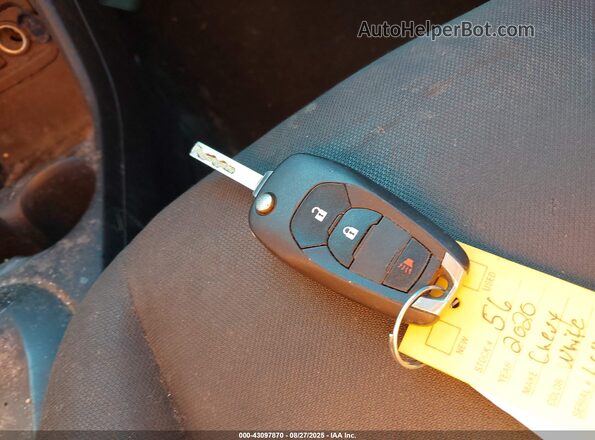 KL8CD6SAXLC416708 2020 CHEVROLET SPARK Cream Dashboard view