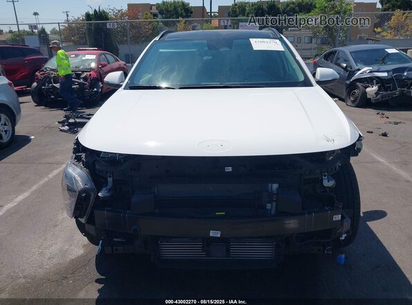 KM8HECA34RU098319 2024 HYUNDAI KONA White უკანა სალონის ხედი