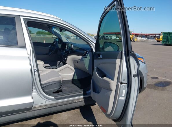 KM8J33A48MU329389 2021 HYUNDAI TUCSON Silver Widok wnętrza z przodu