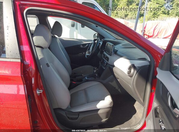 KM8K5CA56MU742791 2021 HYUNDAI KONA Red Front interior view