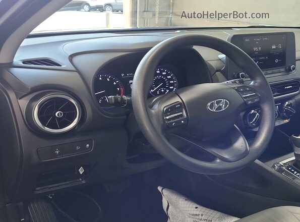 KM8K62ABXPU028339 2023 HYUNDAI KONA  Widok wnętrza z tyłu