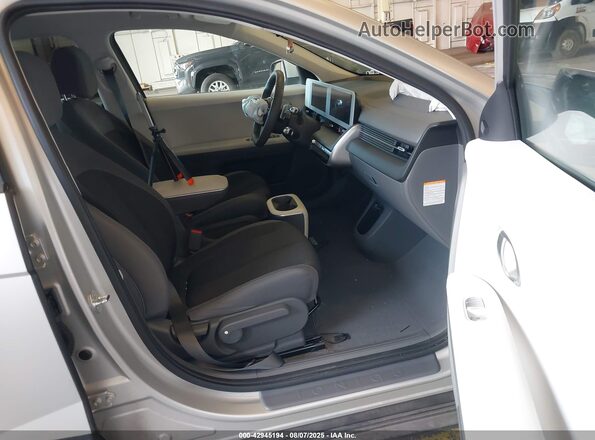 KM8KNDDF1RU280934 2024 HYUNDAI IONIQ 5 Silver Vista interior delantera