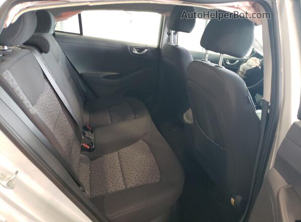 KMHC65LC3KU158953 2019 HYUNDAI IONIQ Silver უკანა სავარძლების ხედი
