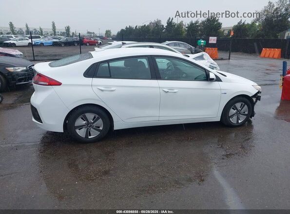 KMHC65LC8KU175067 2019 HYUNDAI IONIQ HYBRID White 