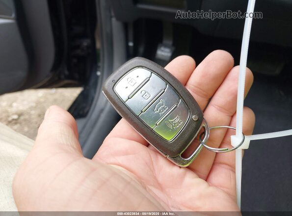 KMHC65LD8KU137637 2019 HYUNDAI IONIQ PLUG-IN HYBRID Черный Вид панели приборов