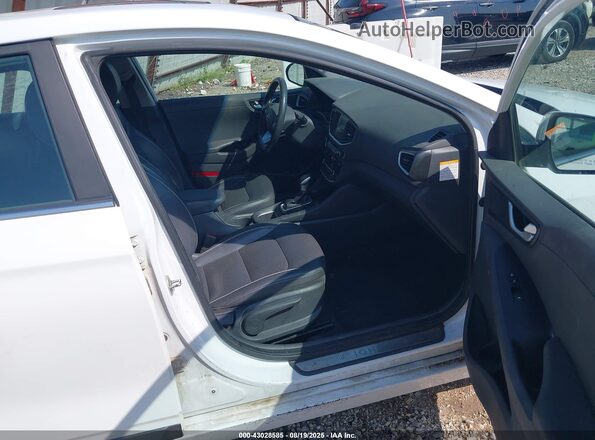 KMHC85LC1HU051838 2017 HYUNDAI IONIQ HYBRID White 