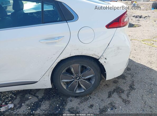 KMHC85LC1HU051838 2017 HYUNDAI IONIQ HYBRID White 