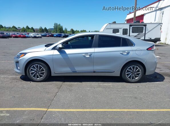 KMHC85LJXMU081932 2021 HYUNDAI IONIQ ELECTRIC Silver Widok wnętrza 360 stopni
