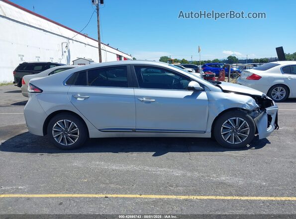 KMHC85LJXMU081932 2021 HYUNDAI IONIQ ELECTRIC Silver Widok wnętrza z tyłu