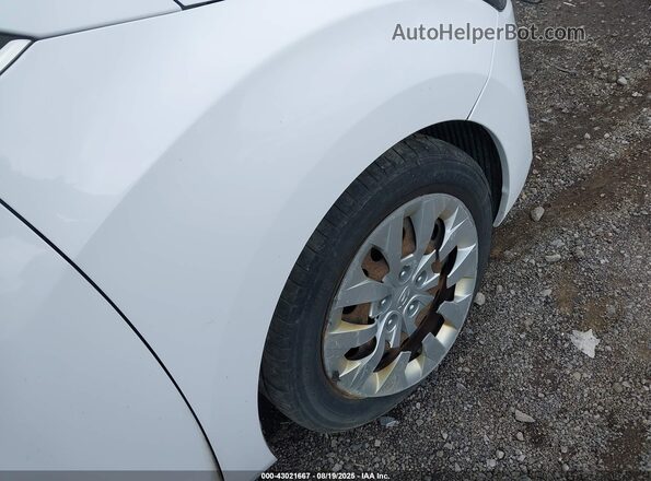 KMHD35LH1GU284616 2016 HYUNDAI ELANTRA GT White Vista del cuadro de instrumentos