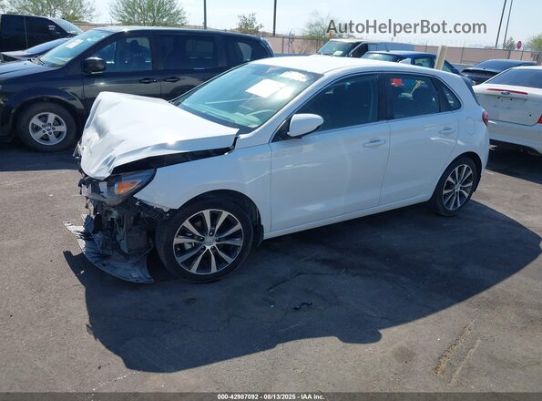 KMHH35LE0KU118331 2019 HYUNDAI ELANTRA GT White წინა მარცხენა ხედი სამი მეოთხედიდან