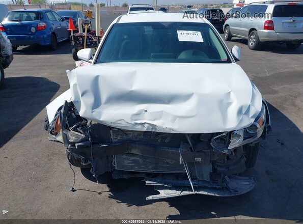 KMHH35LE0KU118331 2019 HYUNDAI ELANTRA GT White ხელსაწყოთა პანელის ხედი
