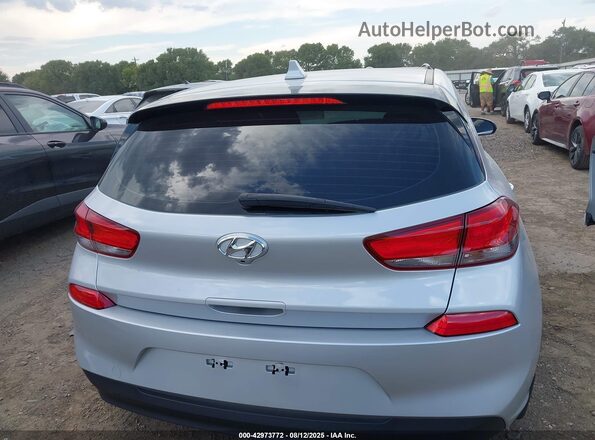 KMHH35LE3KU104438 2019 HYUNDAI ELANTRA GT Silver 