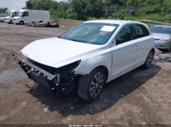 KMHH35LE5KU096729 2019 HYUNDAI ELANTRA GT White Front left
