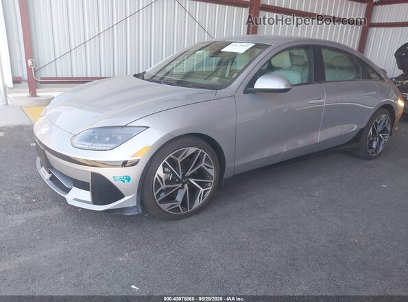 KMHM34AA0SA092310 2025 HYUNDAI IONIQ 6 Silver Przód lewy