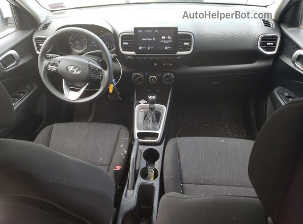KMHRB8A3XMU084900 2021 HYUNDAI VENUE White Widok deski rozdzielczej