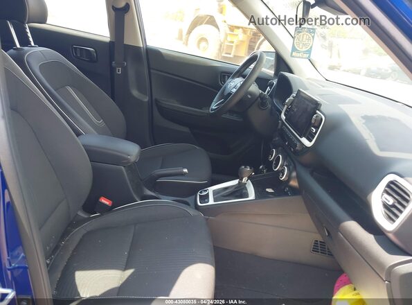 KMHRC8A30PU265862 2023 HYUNDAI VENUE Blue Widok wnętrza z przodu