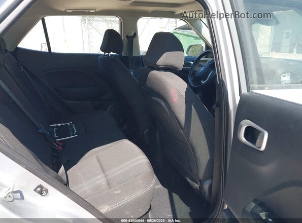 KMHRC8A31LU026086 2020 HYUNDAI VENUE Silver 