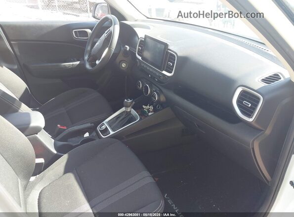 KMHRC8A34PU211254 2023 HYUNDAI VENUE White 