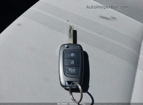 KMHRC8A36LU033261 2020 HYUNDAI VENUE Silver 