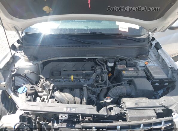 KMHRC8A3XNU201499 2022 HYUNDAI VENUE Серебряный Вид сзади
