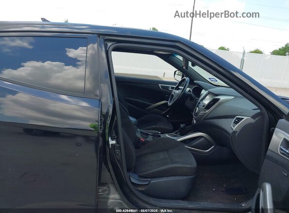 KMHTC6AD7HU322210 2017 HYUNDAI VELOSTER Black Front interior view
