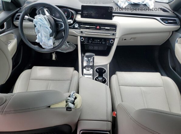 KMTG34SC9RU143105 2024 GENESIS G70 Silver 