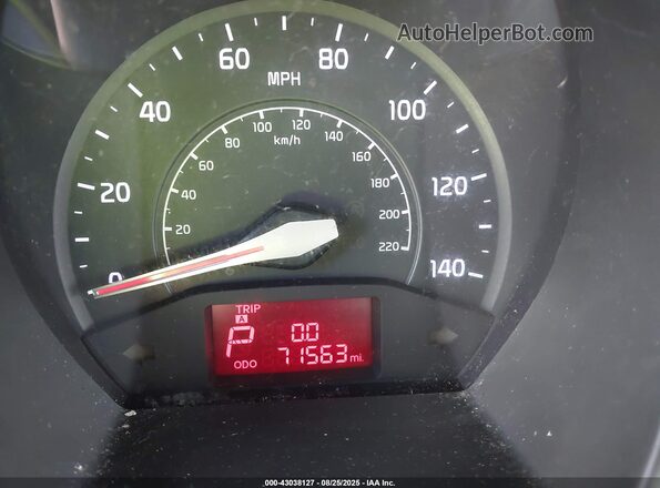 KNADM4A38H6063567 2017 KIA RIO White 