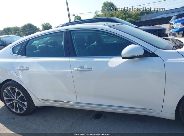 KNALC4J18J5103512 2018 KIA CADENZA White Սալոնի հետևի տեսք