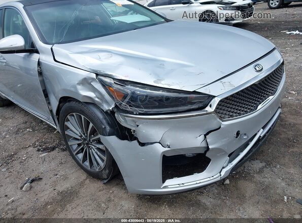 KNALC4J1XH5050385 2017 KIA CADENZA Серебряный 