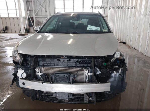 KNDCB3LC6J5108030 2018 KIA NIRO Серебряный 