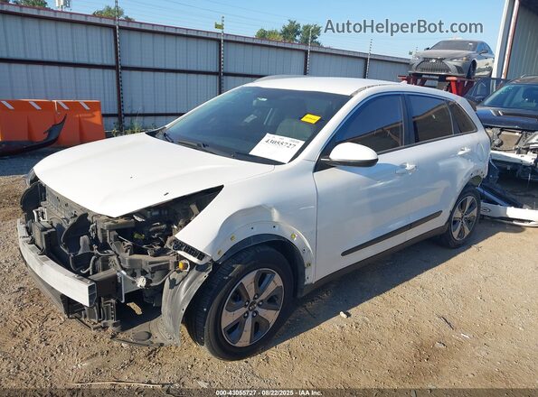 KNDCB3LC9L5429286 2020 KIA NIRO White Front left