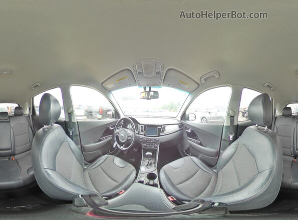 KNDCC3LC2J5133813 2018 KIA NIRO Gray 