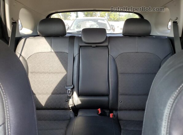 KNDCC3LC4J5133991 2018 KIA NIRO Black 