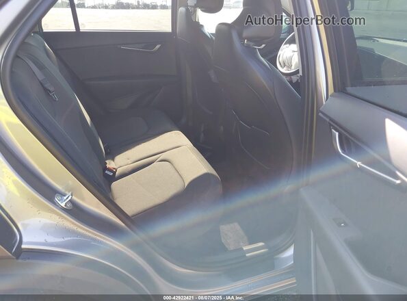 KNDCP3LE3S5235502 2025 KIA NIRO Silver Vista de la etiqueta del VIN