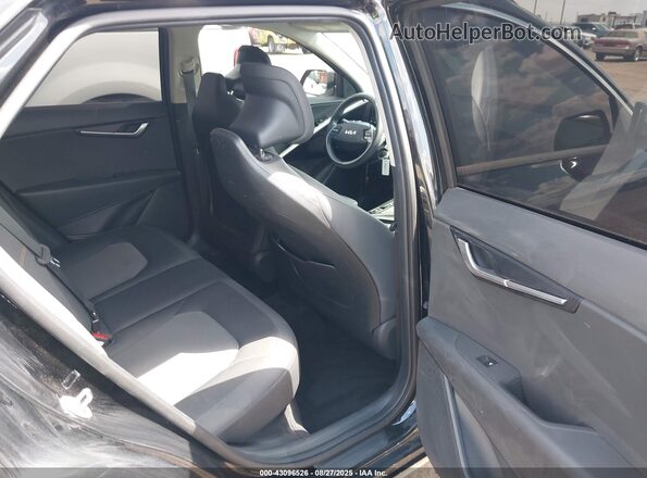 KNDCP3LE6P5090818 2023 KIA NIRO Black Vista de la etiqueta del VIN