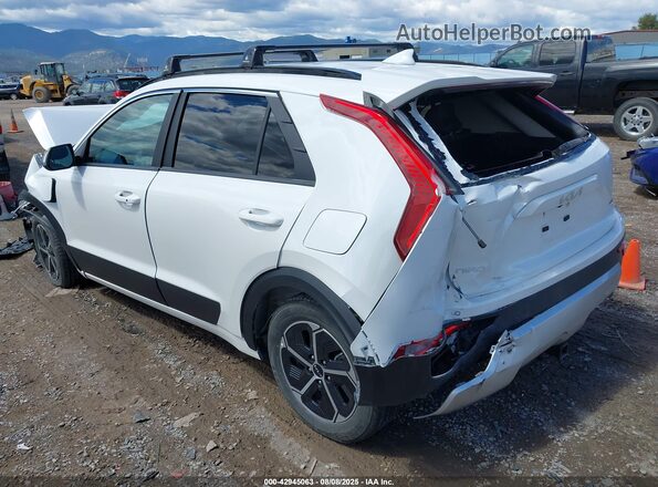 KNDCS3LF8R5124736 2024 KIA NIRO White Rear left