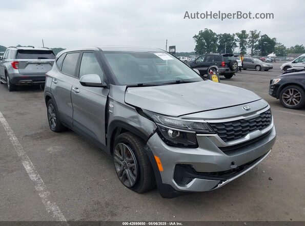 KNDEPCAA2M7232476 2021 KIA SELTOS Gray Front view