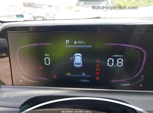 KNDEPCAA2R7575103 2024 KIA SELTOS Gray Widok tylnych siedzeń