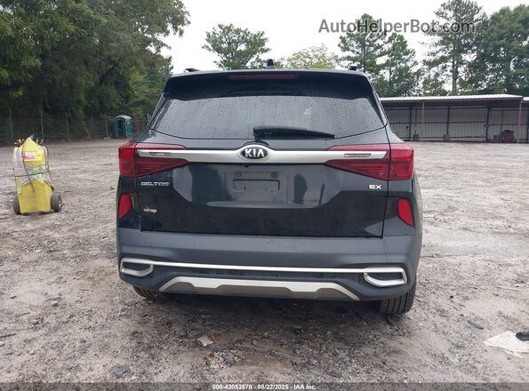 KNDERCAA3M7121378 2021 KIA SELTOS Black 