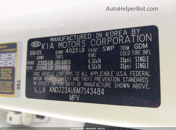 KNDJ23AU6M7143484 2021 KIA SOUL White 