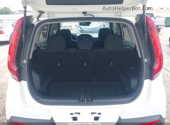 KNDJ23AUXM7756045 2021 KIA SOUL White 