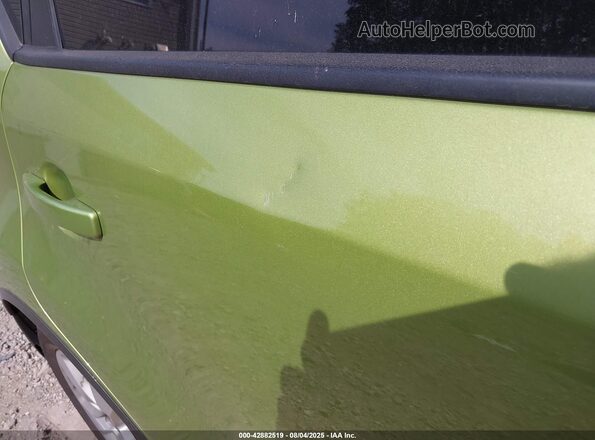 KNDJN2A27J7898591 2018 KIA SOUL Green 