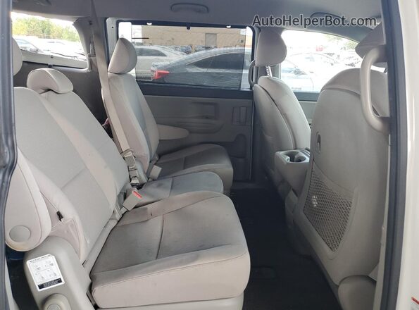 KNDMB5C10G6198857 2016 KIA SEDONA Белый Вид задних сидений